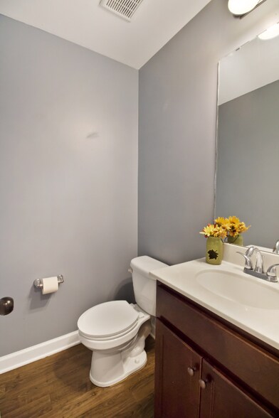 Building Photo - 508 Maggies Ct