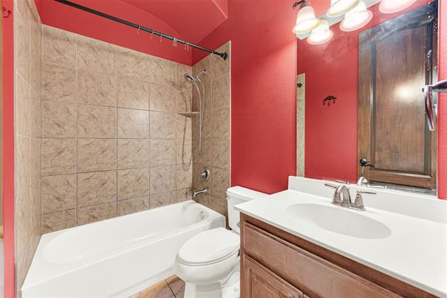 Building Photo - 1104 Killian Dr