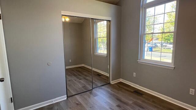 Building Photo - 2203 Southforke Dr SE