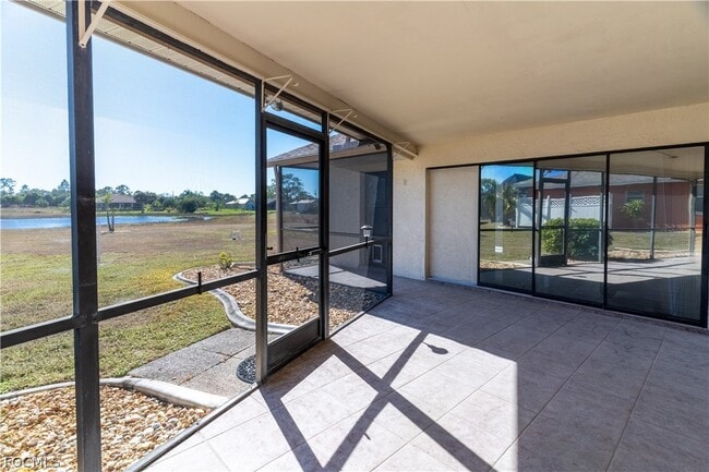 Building Photo - 720 Chavers St