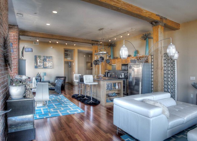 Building Photo - Mayfair, The