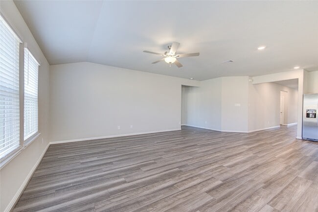 Building Photo - 21514 Pachino Ln