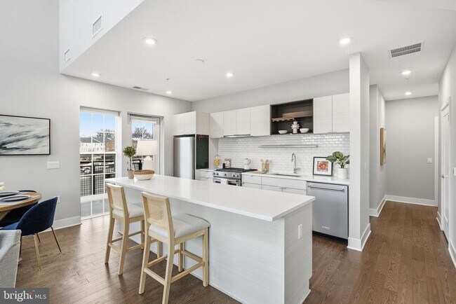 Building Photo - 502 Diamondback Dr