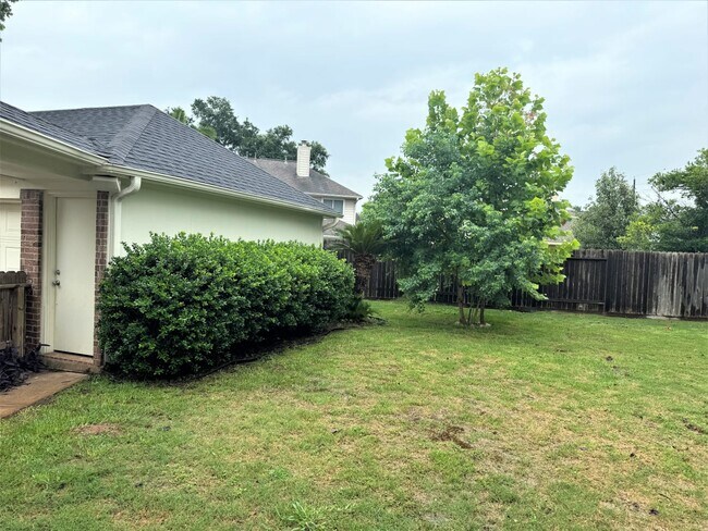 Building Photo - 9723 Haviland Lane