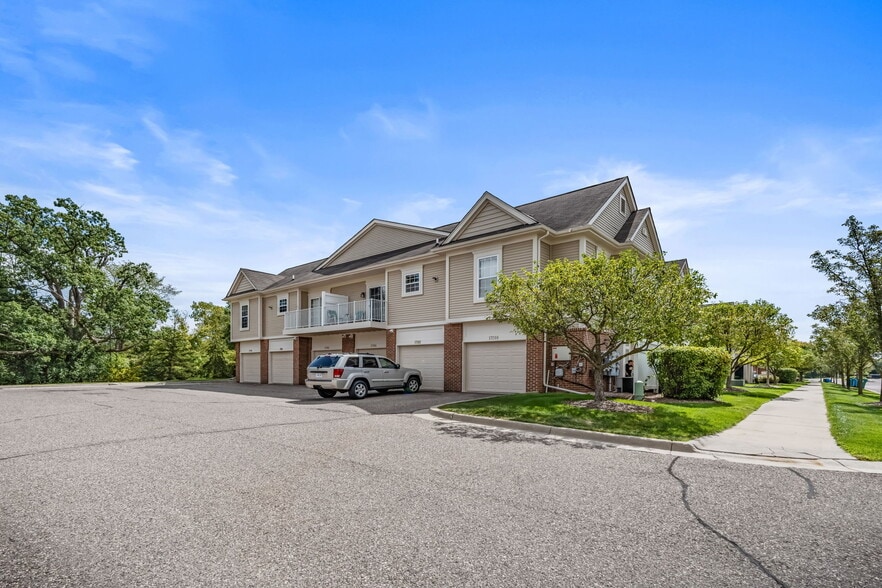 Building Photo - 17200 Addington Dr