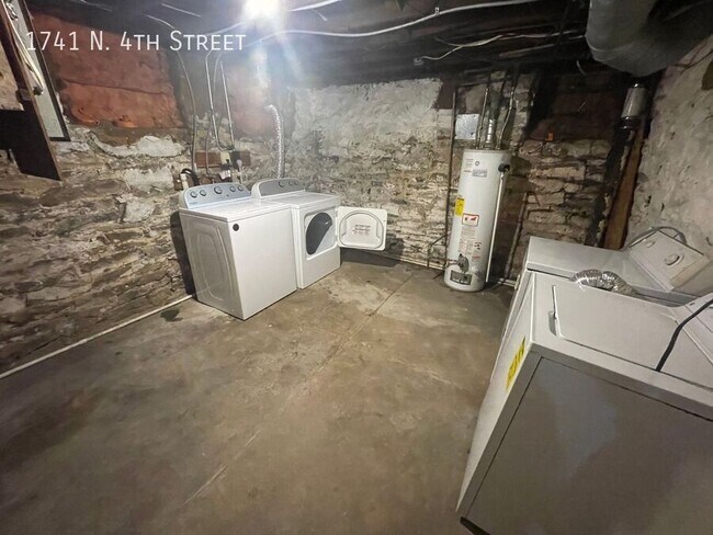 Building Photo - 1741 N 4th St