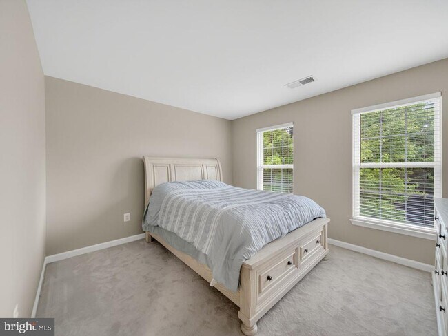 Building Photo - 19028 Noble Oak Dr