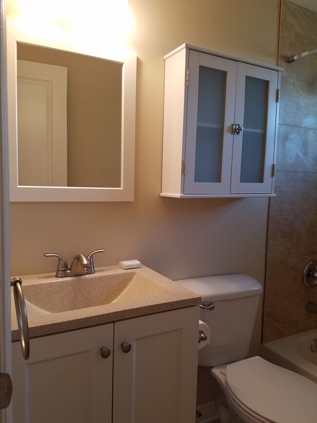 Building Photo - 3443 Elkridge Dr