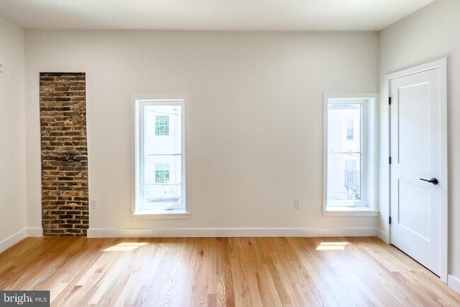 Building Photo - 101 E Trenton St