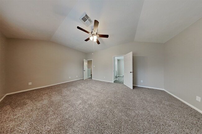 Building Photo - 7010 Durango Dr