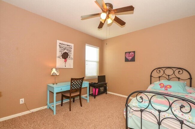 Building Photo - 6103 Grassy Haven Ln