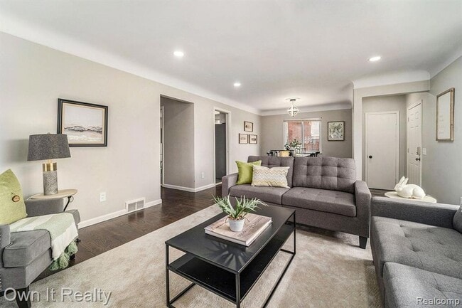 Building Photo - 5972 McMillan St