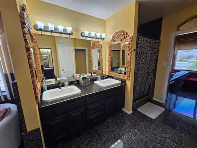 Building Photo - 3 Story Beauty on the Colorado River w/Private Dock