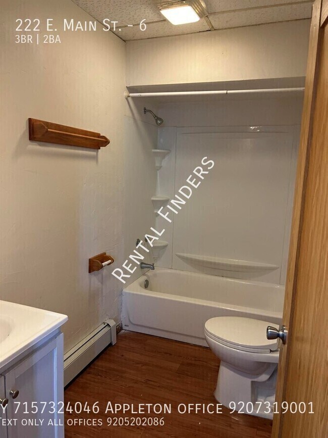 Building Photo - 222 E Main St