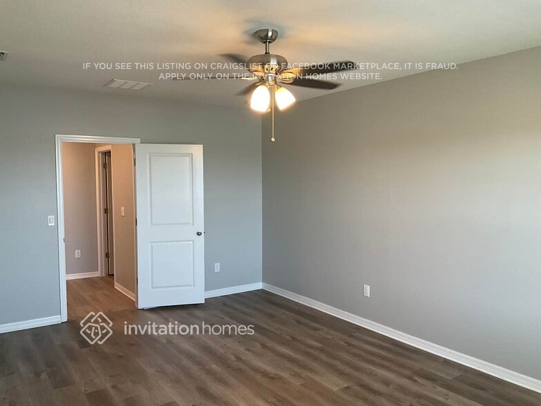 Building Photo - 5009 Blue Willow Wy