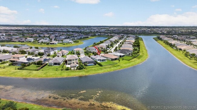 Building Photo - 15660 Goldfinch Cir