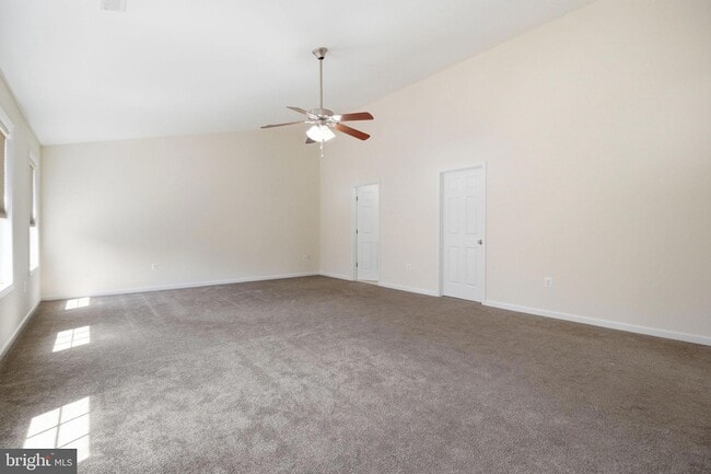 Building Photo - 950 Grouse Pointe Dr
