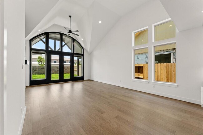 Building Photo - 29751 Burcreek Ln