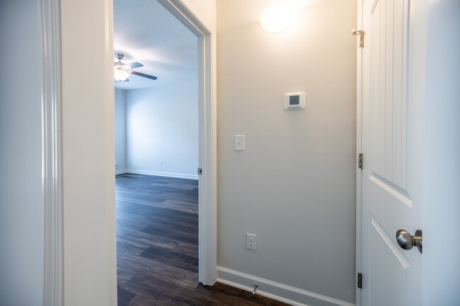 Building Photo - 7172 Paisley Cir