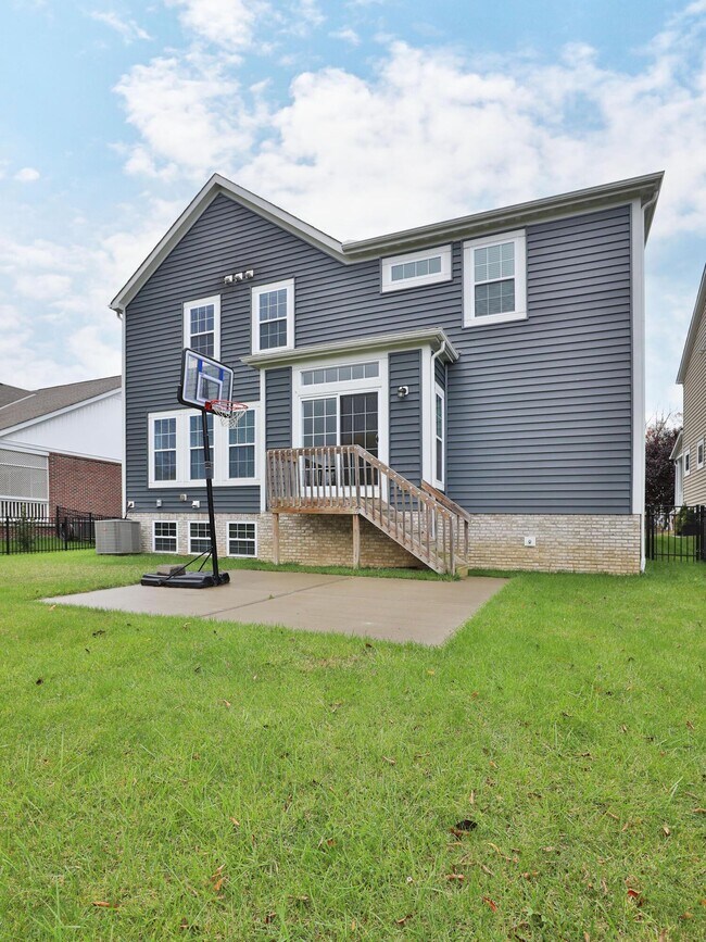 Building Photo - 1412 Leesland Dr