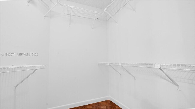 Building Photo - 10583 La Placida Dr