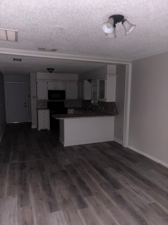 Building Photo - 5104 36th St