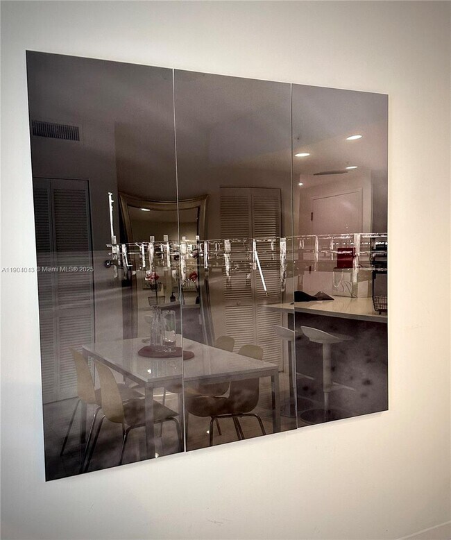 Building Photo - 7661 NW 107th Ave