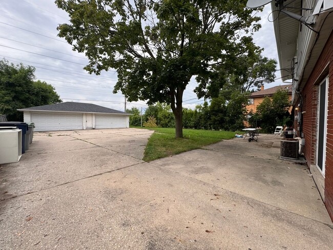 Building Photo - 6451-53 N 73rd St