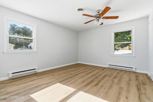 Building Photo - 91 Westport Dr