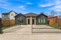 Building Photo - 6528 Weston St