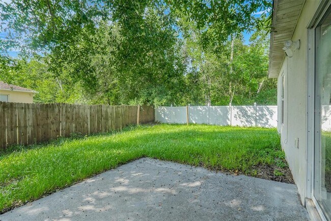 Building Photo - 810 Valnera Ct