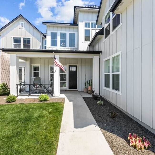 Building Photo - Luxury Living in Dry Creek Ranch – Custom 4-Bed, 4-Bath Estate