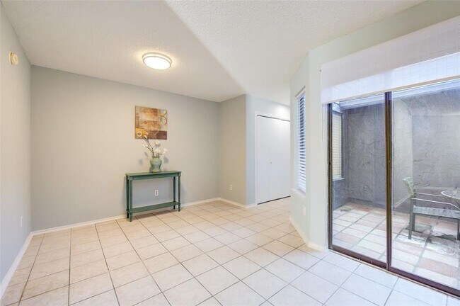 Building Photo - 1620 Good Day Dr