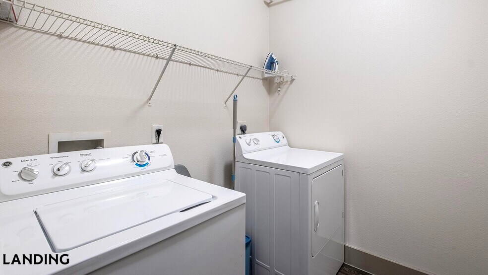 Building Photo - 4115 Louetta Rd