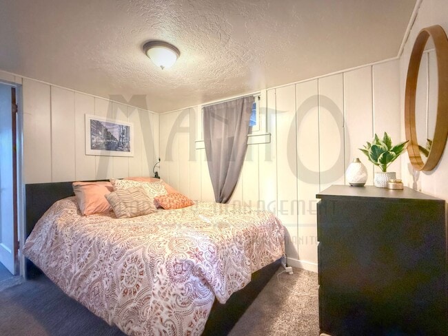 Building Photo - Beautiful Home Near Perry District