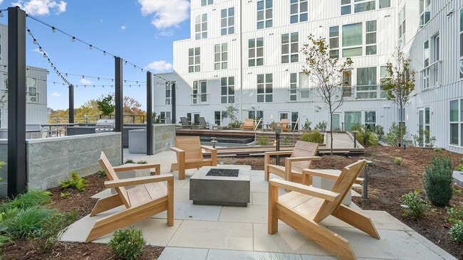 Building Photo - 620 Foster St