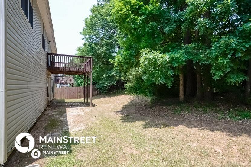 Building Photo - 1488 Buckingham Pl