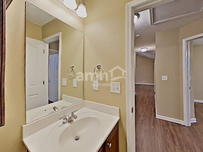 Building Photo - 4328 Pender Ct