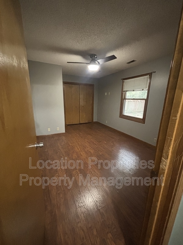 Building Photo - 2113 Atchison Ave