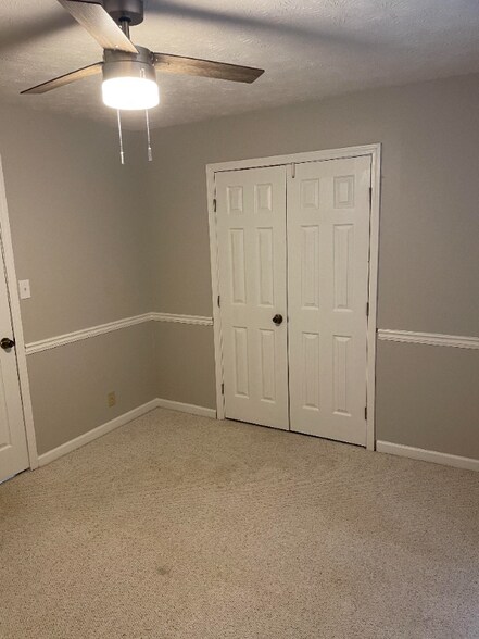 Building Photo - 1210 Rocky Rd