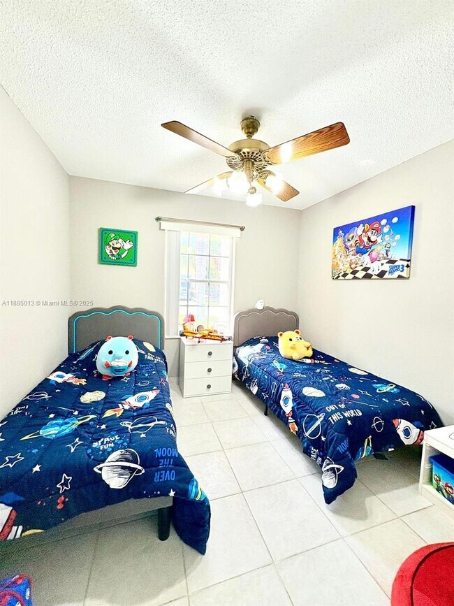 Building Photo - 4128 Sapphire Terrace