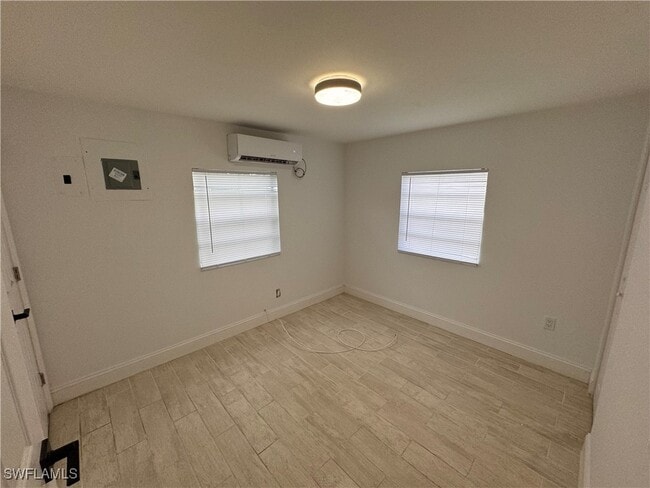 Building Photo - 15344 Wall Dr