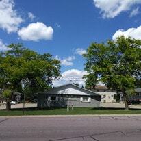 Building Photo - 1104 3rd St SW