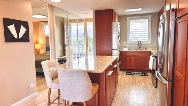 Building Photo - 2bd Furnished Apartment with Unobstructed Oceanview
