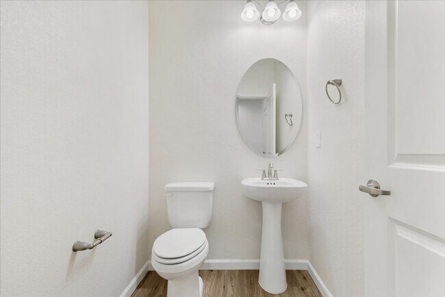 Building Photo - The Rubicon - Large and Luxurious 3 Bedroom, 2.5 bath with Loft and Full 2 Car Garage