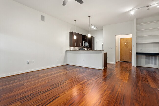 Building Photo - 870 Inman Vlg Pkwy NE