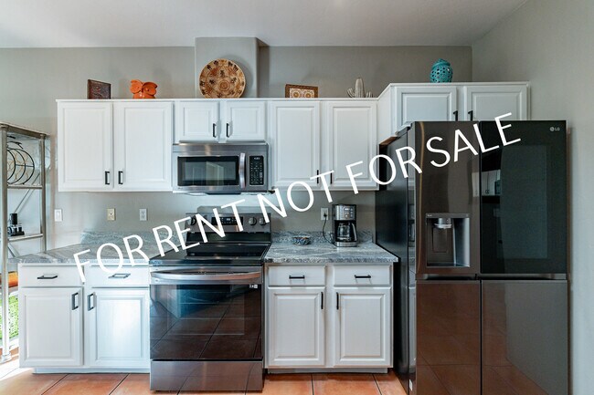 Building Photo - 12765 Walking Deer Pl