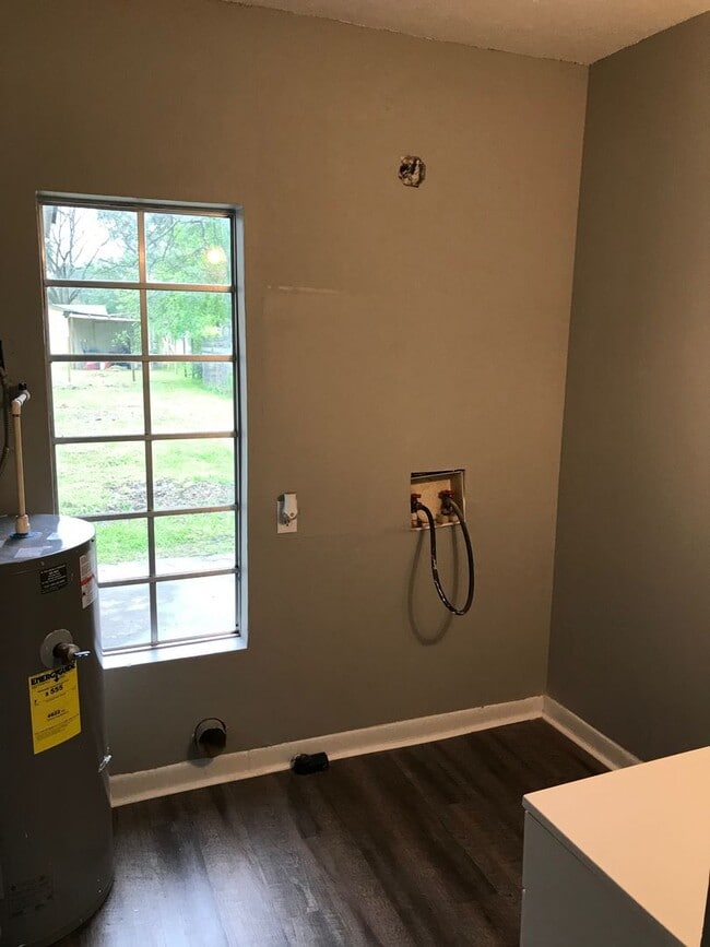 Building Photo - Available Soon!