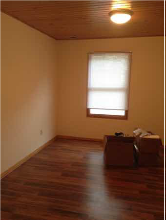 Building Photo - 3 bedroom, 2.5 bath townhome: Cedar Grove ...