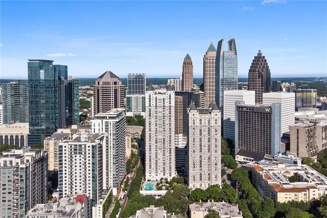 Building Photo - 1078 Piedmont Ave NE